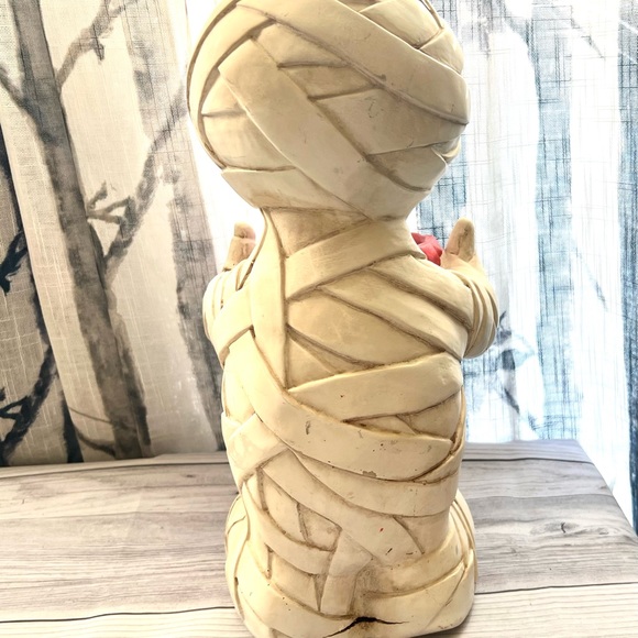 Marvin the Mummy Holding Halloween Candy Dish - Picture 7 of 9